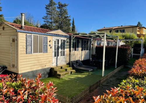 Montopoli in Val d'Arno Other | Holiday Travel Genius Family Mobile Home with Pool, Terrace at Toscana Holiday Park