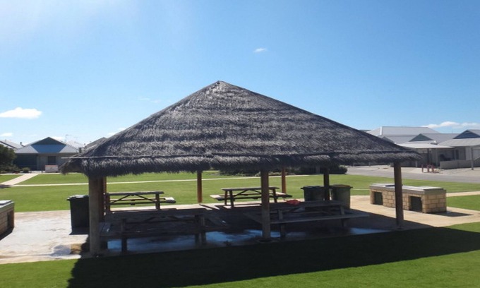 Jurien Bay Villa | Holiday Villa within a stunning complex located right in the heart of Jurien Bay.