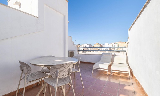 La Trinidad Apartment | Holidays2Malaga Juan de Mena Studio with terrace.