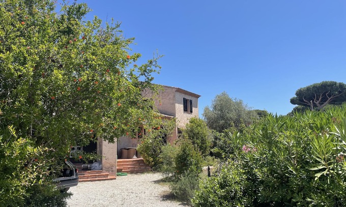 Hyeres House | Holliday home close to the sea (5 mn walk from the beach and the shops)