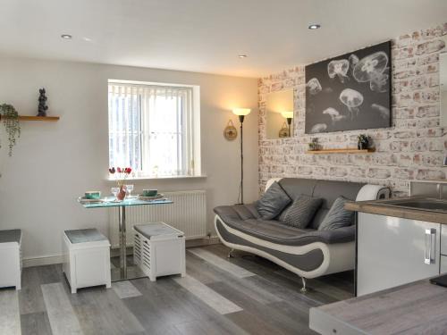 Beverley House | Holly's Apartment