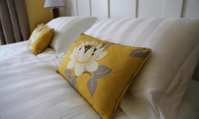 Cowes Bed & Breakfast | Holly Tree House