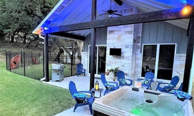 Highland Lake Estates House | Home at Lake Travis w/ Hot Tub by Barclé Group