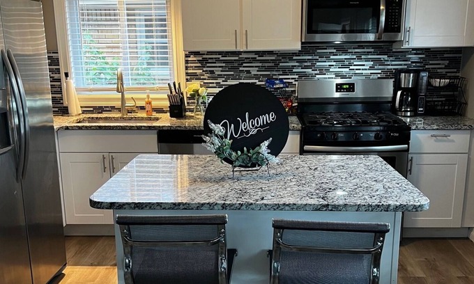 Harper Woods House | Home Away from Home