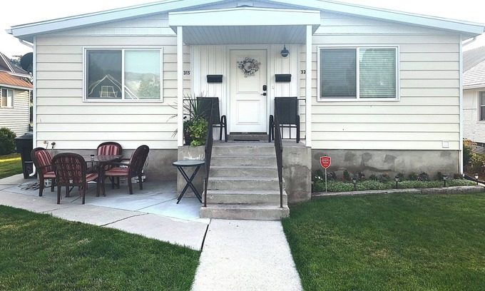 Tremonton Apartment | ★Home away from Home ★