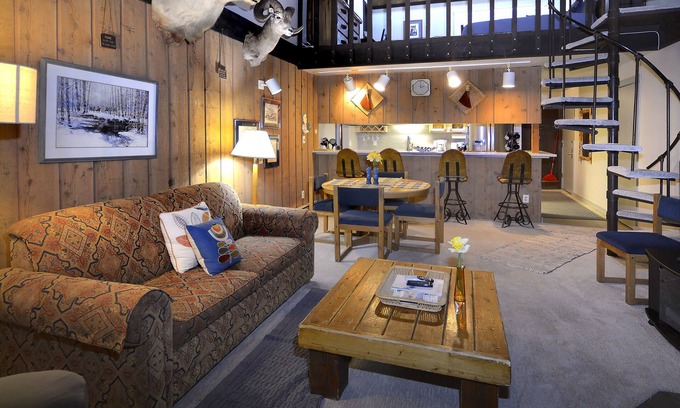 Crested Butte Condo | Home Away From Home! Ski-in/Ski-out, Dog Friendly Condo w/Fireplace & Views