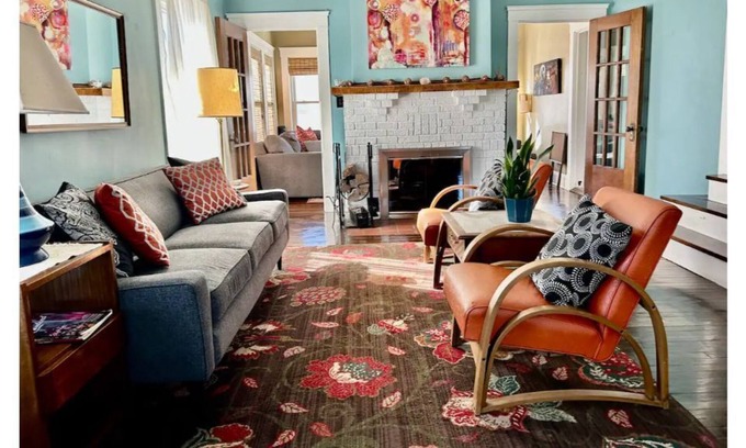 Cleveland House | Home by the Lake
