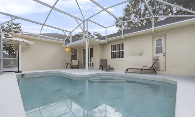 Briargrove Villa | Home close to Disney, w/Pool & Pet Friendly