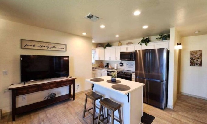Downtown Phoenix House | Home In Downtown Phoenix FREE Mexican Breakfast