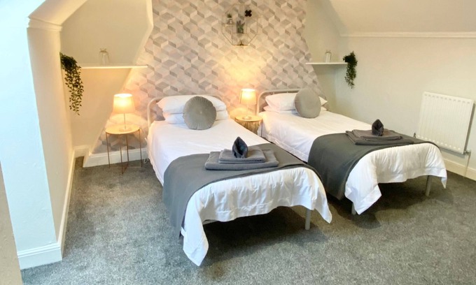 Hull House | Home in Hull