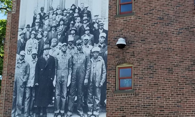 Pullman House | Home in the Historic Town of Pullman