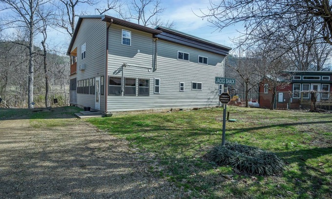 Townsend House | Home located on the river , perfect for enjoying a evening on the deck grilling.