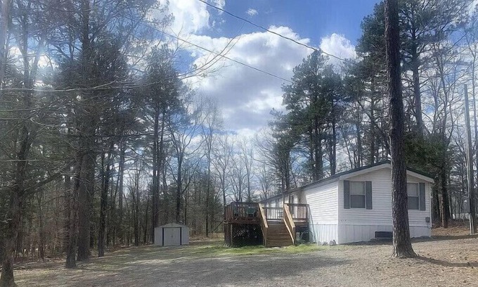 Edgemont House | Home near Greers Ferry Lake!