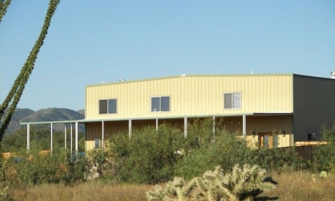 Sahuarita House | Home on Flying Diamond Airpark with attached hangar