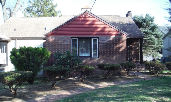 Fort Montgomery House | Home To Rent For West Point Activities, PCS Moves, and TDY