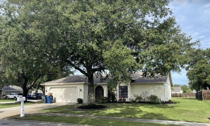 Palmetto House | Home With Pool in Palmetto Florida