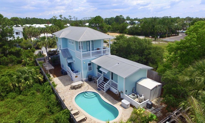 Village of Sugar Beach House | Home with Private Heated Pool 4 Bikes Golf Cart/option, Pet allowed-1 By the Sea