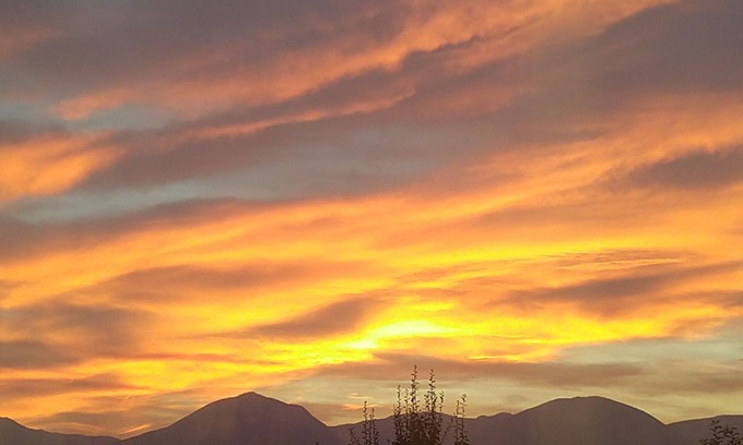 Stevensville House | Home with stunning mountain views in quiet rural neighborhood.