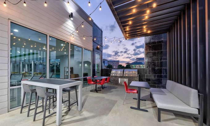 Paris Hotel | Home2 Suites by Hilton Paris