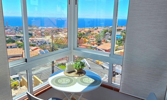 Santa Cruz de Tenerife Apartment | Home2Book Las Vistas Stay, Sea & Santa Cruz Views