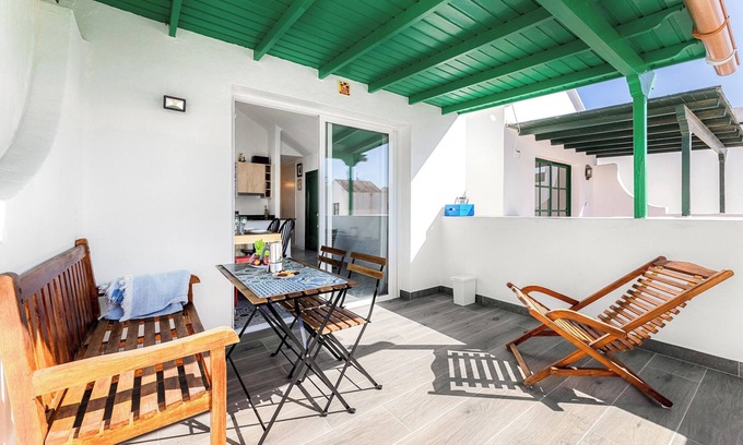 Playa Honda Apartment | Home2Book Sunlit & Stylish Apt in Playa Honda