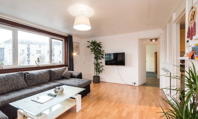 Gifford Apartment | Homely 2 Bedroom Apartment - Edinburgh