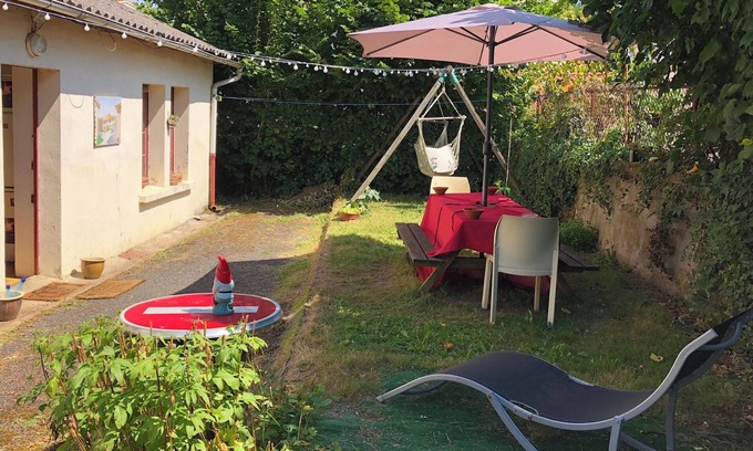 La Caillere-Saint-Hilaire House | Homerez - House in La Caillère-Saint-Hilaire.