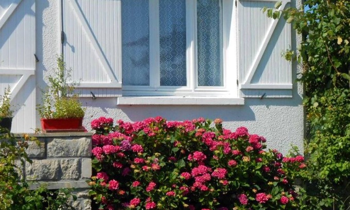 Dampierre-en-Burly House | Homerez - Amazing house for 6 ppl. with garden and terrace at Dampierre-en-Burly