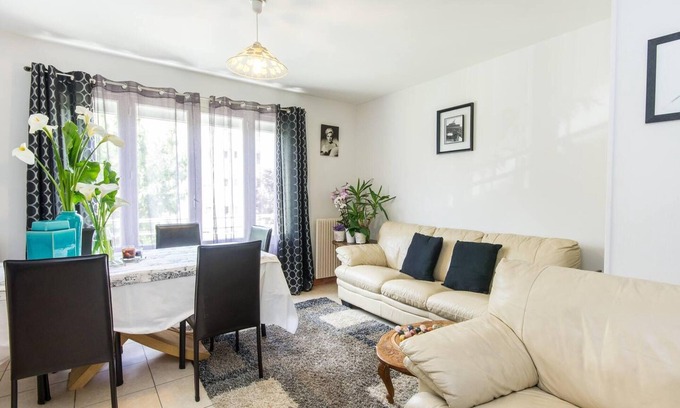 La Grace de Dieu Ouest Apartment | Homerez - Amazing apartement 16 km away from the beach for 6 ppl. at Caen
