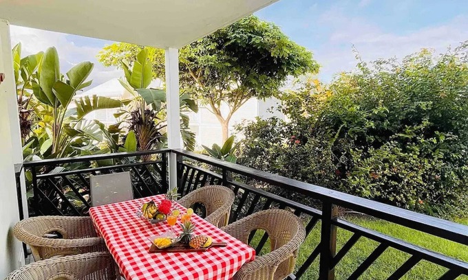 Anse des Rochers Apartment | Homerez - Apartment in Saint-François.