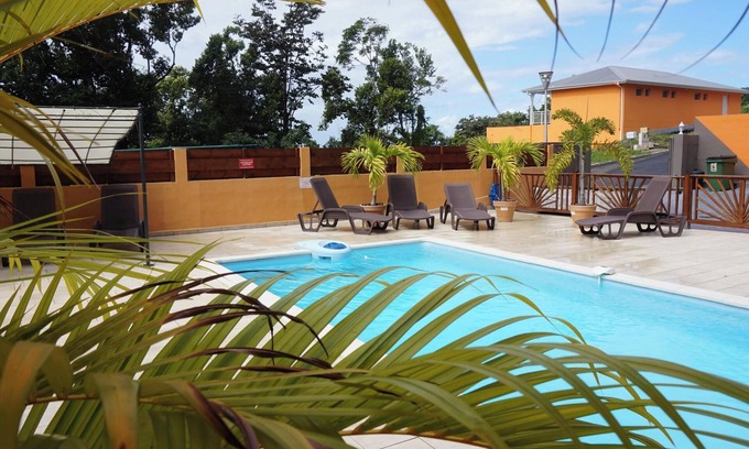 Cafeiere Apartment | Homerez - Apartment in Deshaies