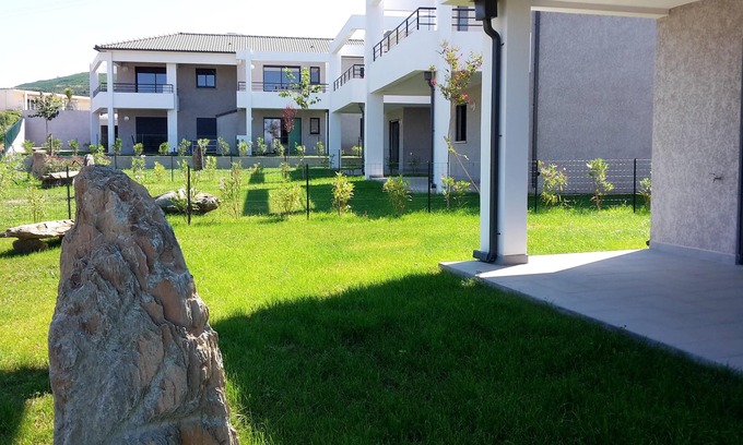 Olmeta-di-Tuda Apartment | Homerez - Appartement 10 km away from the beach for 4 ppl. with shared pool