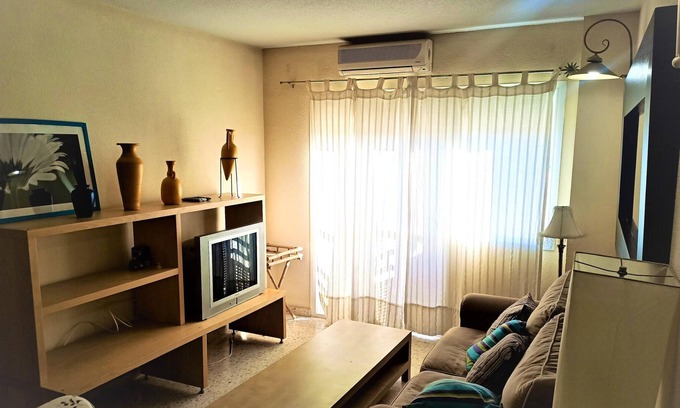 Isla Cristina Apartment | Homerez - Appartement 700 m away from the beach for 6 ppl. at Isla Cristina