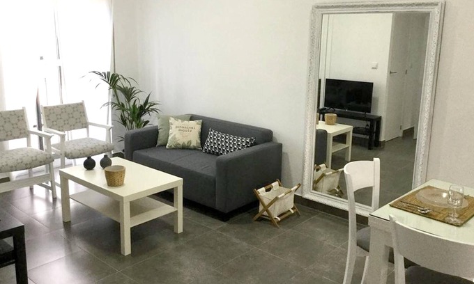 Distrito Sur Apartment | Homerez - Beautiful appartement for 4 ppl. with balcony at Córdoba