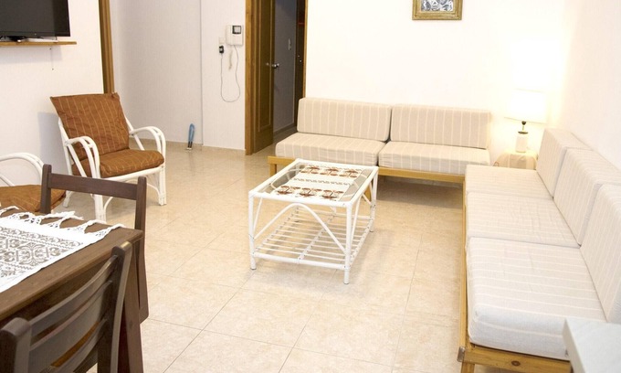Akoumia Apartment | Homerez - Beautiful appartement for 6 ppl. with garden and terrace at Akoumia