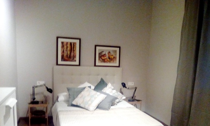 Abando Apartment | Homerez - Beautiful appartement for 6 ppl. at Bilbao