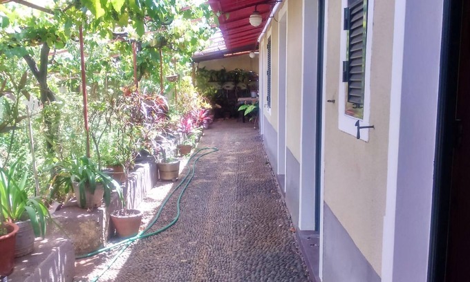 Gaula House | Homerez - Beautiful house for 4 ppl. with sea view and garden at Gaula