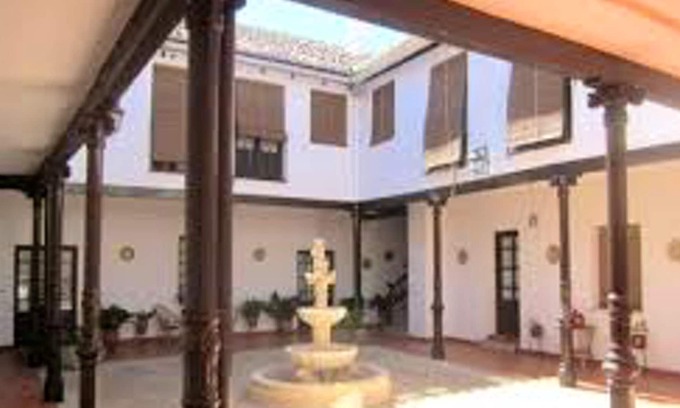 Almagro House | Homerez - Big house for 12 ppl. with terrace at Almagro