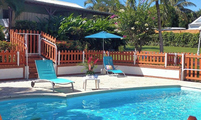 Sainte-Rose House | Homerez - Bungalow in Sainte-Rose