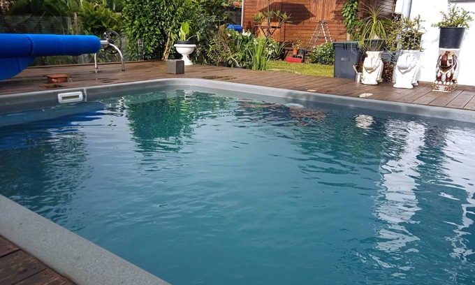Saint-Paul House | Homerez - Bungalow with pool in Saint-Paul. -