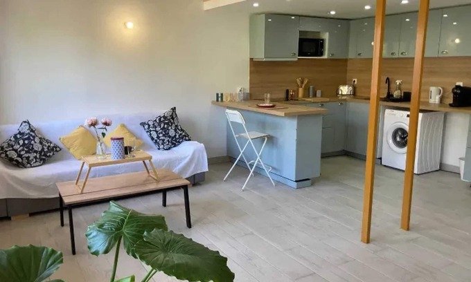 Alouettes House | Homerez - Charming house in Fontenay-sous-Bois