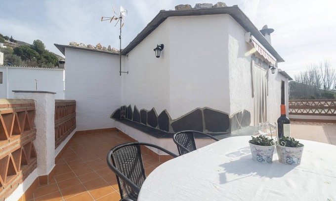 Cadiar House | Homerez - Charming House in Cádiar with Mountain View