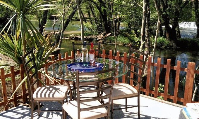 Vila Verde House | Homerez - Charming house with lake and mountain views in Rendufe