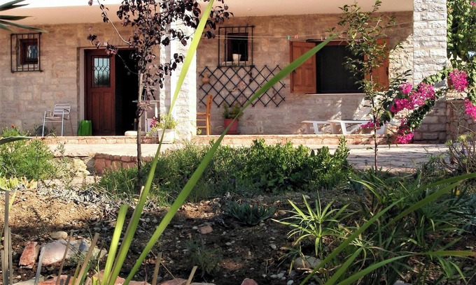 Skafidia Apartment | Homerez - Cosy Apartment with Sea View in Pirgos - 80 sqm