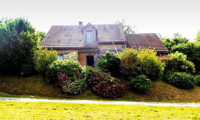 Marigny l'Eglise Ski Chalet | Homerez - Cosy chalet in Marigny-l'Église