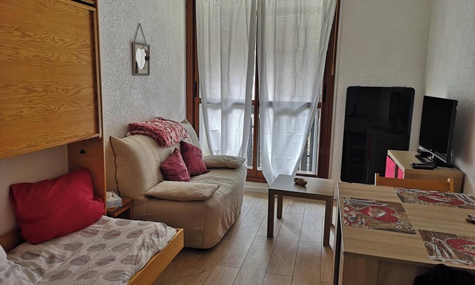 Allos Apartment | Homerez - Cozy studio with terrace in Allos, 20 sqm.