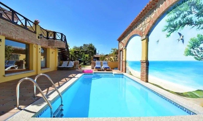 O Grove Villa | Homerez - Family villa with pool in O Con – 200 m²