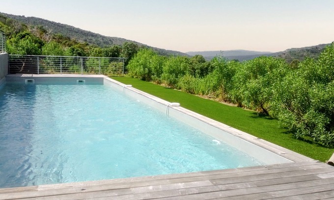 Santa Giulia House | Homerez - House in Bonifacio, mountain view