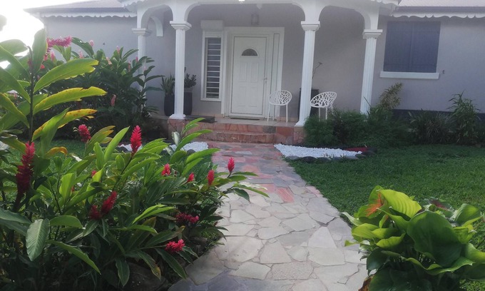 Sainte-Rose House | Homerez - House in Sainte-Rose