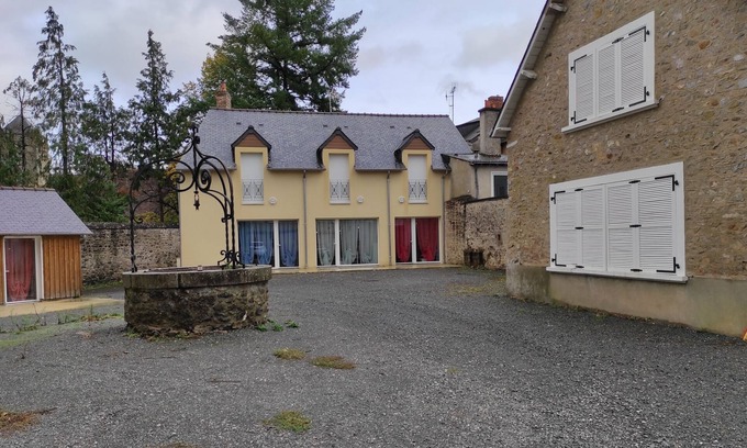 Solesmes House | Homerez - House in Solesmes with terrace